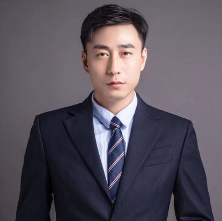 且华威 联合创始人 & 首席运营官